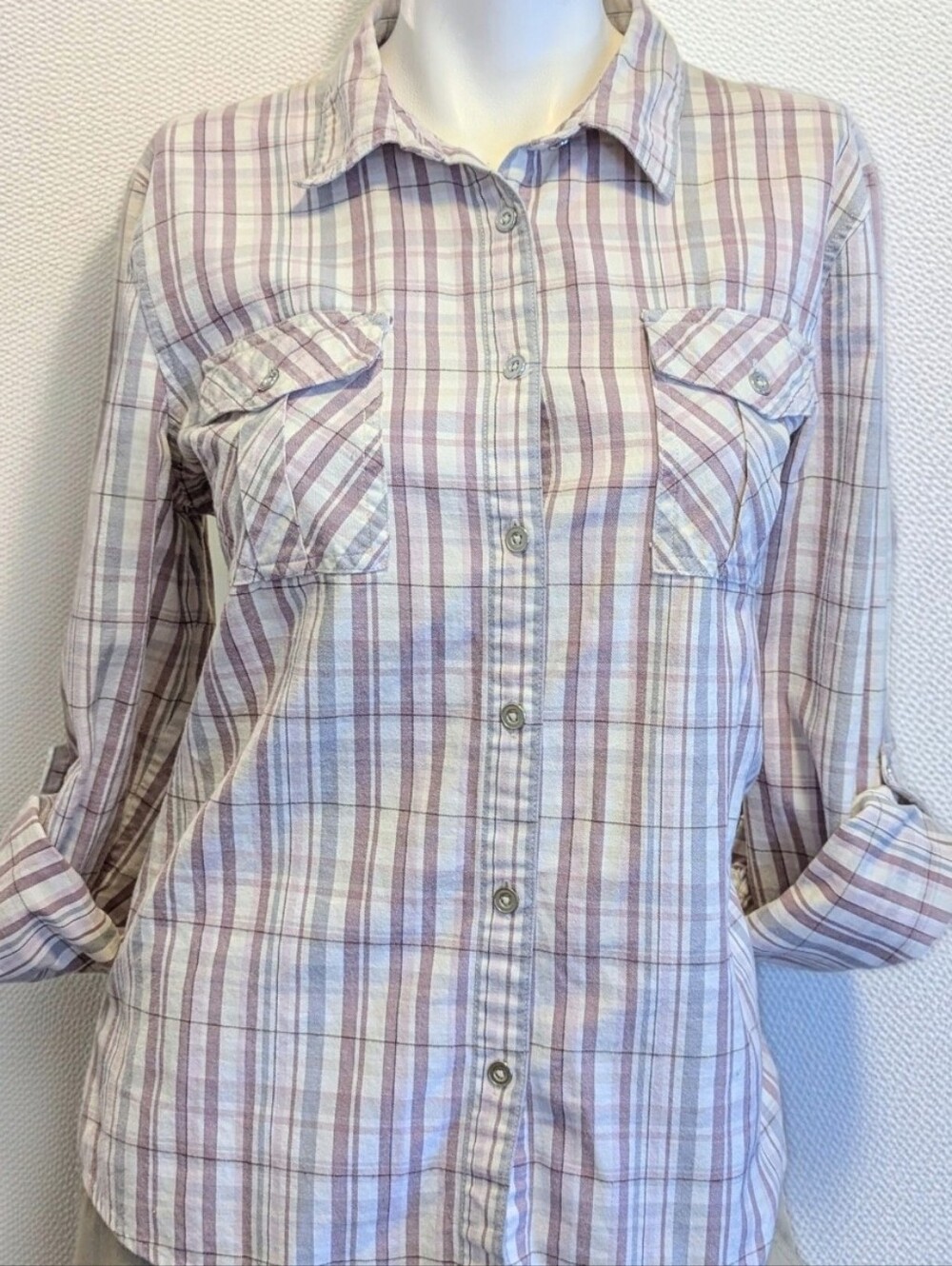 Liz Claiborne Petite Cream Plaid Button-Down Shirt with Pink Stripes